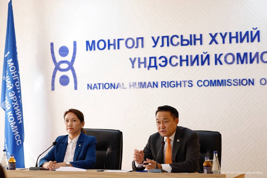 10. 2024.08 Хүн төвтэй.jpg